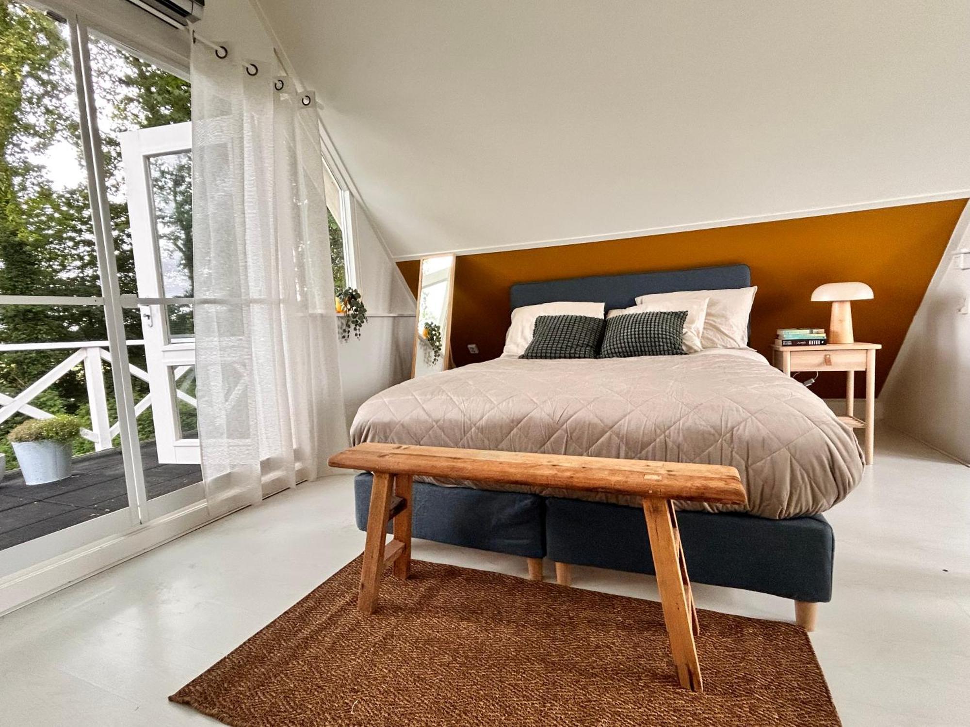 B&B Slaap In Buurse ハークスベルヘン エクステリア 写真